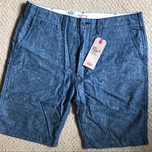 Levi’s men’s chambray chino shorts